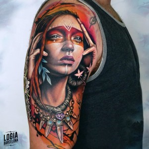 Tatuaje india brazo Logia Barcelona - Laura Egea